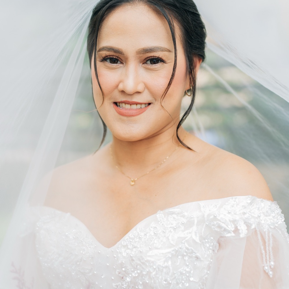 Meet your Posher, @Angel’scloset23